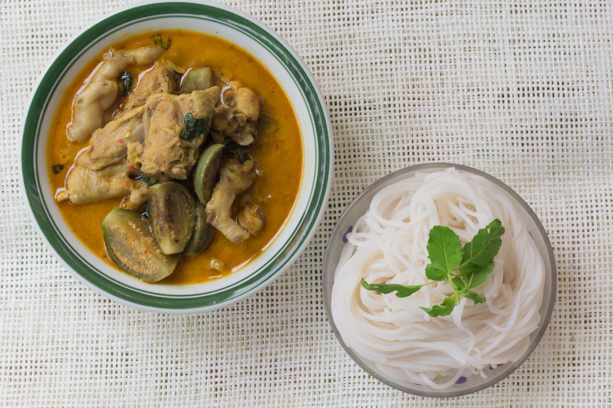 Soupe de poulet au lait de coco